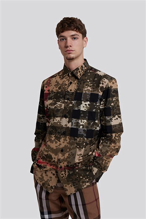 camisa burberry masculina|Burberry camouflage shirt.